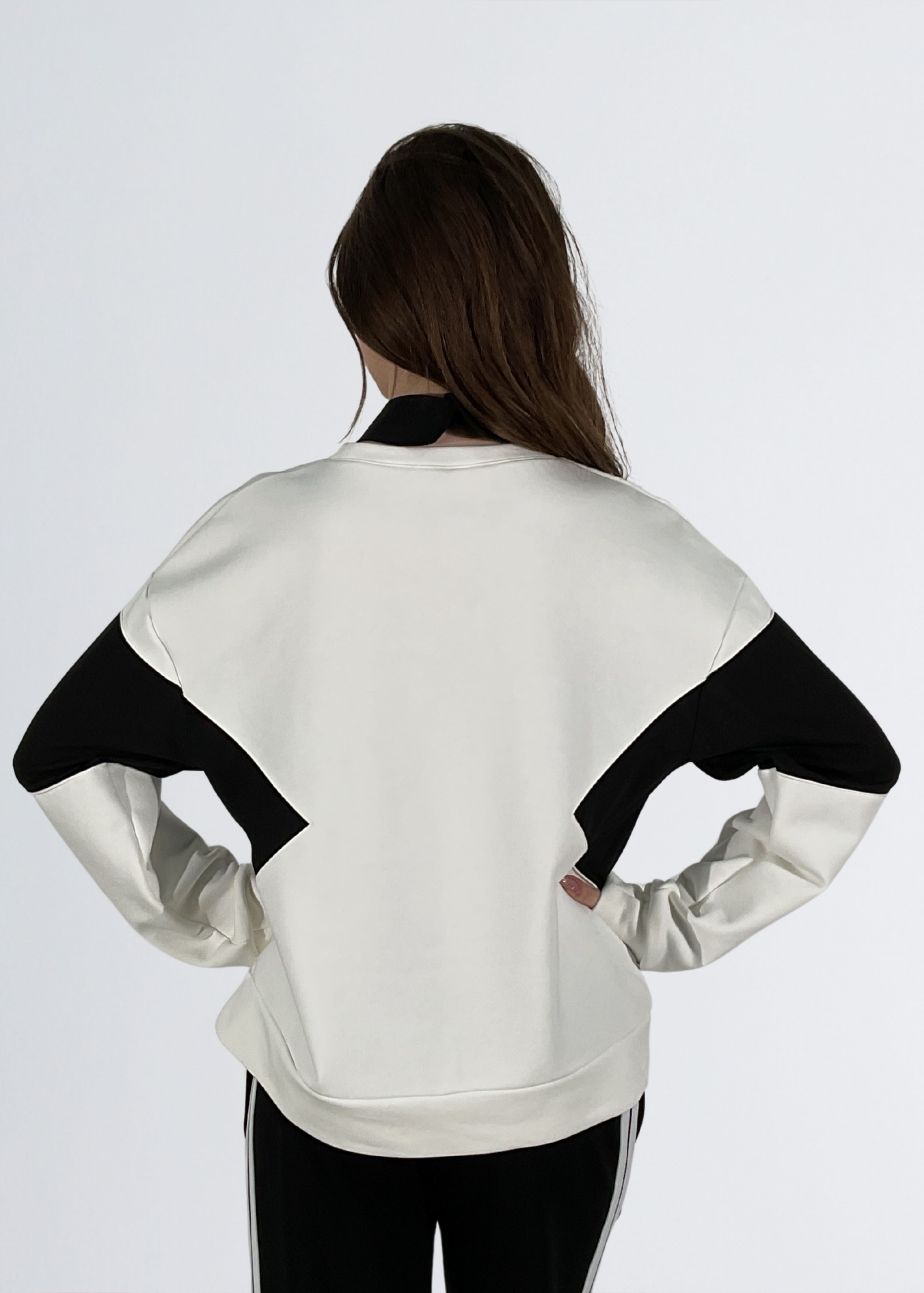 Felpa con collo camicia