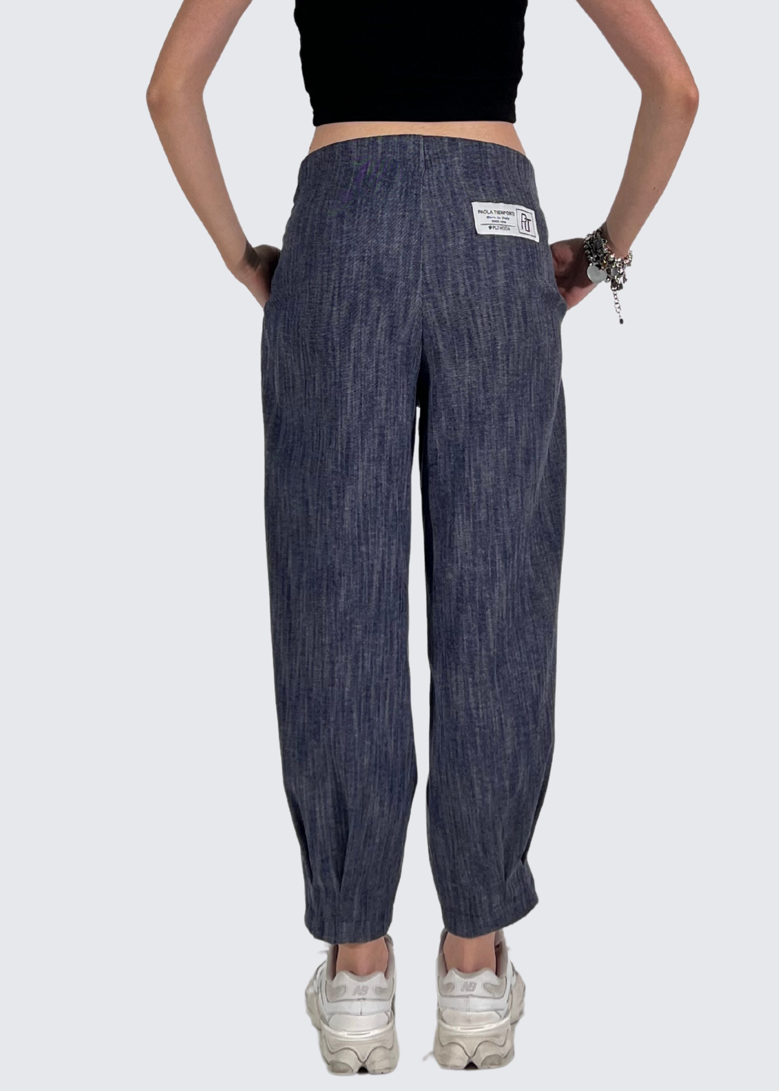 Pantalone in denim con pinces