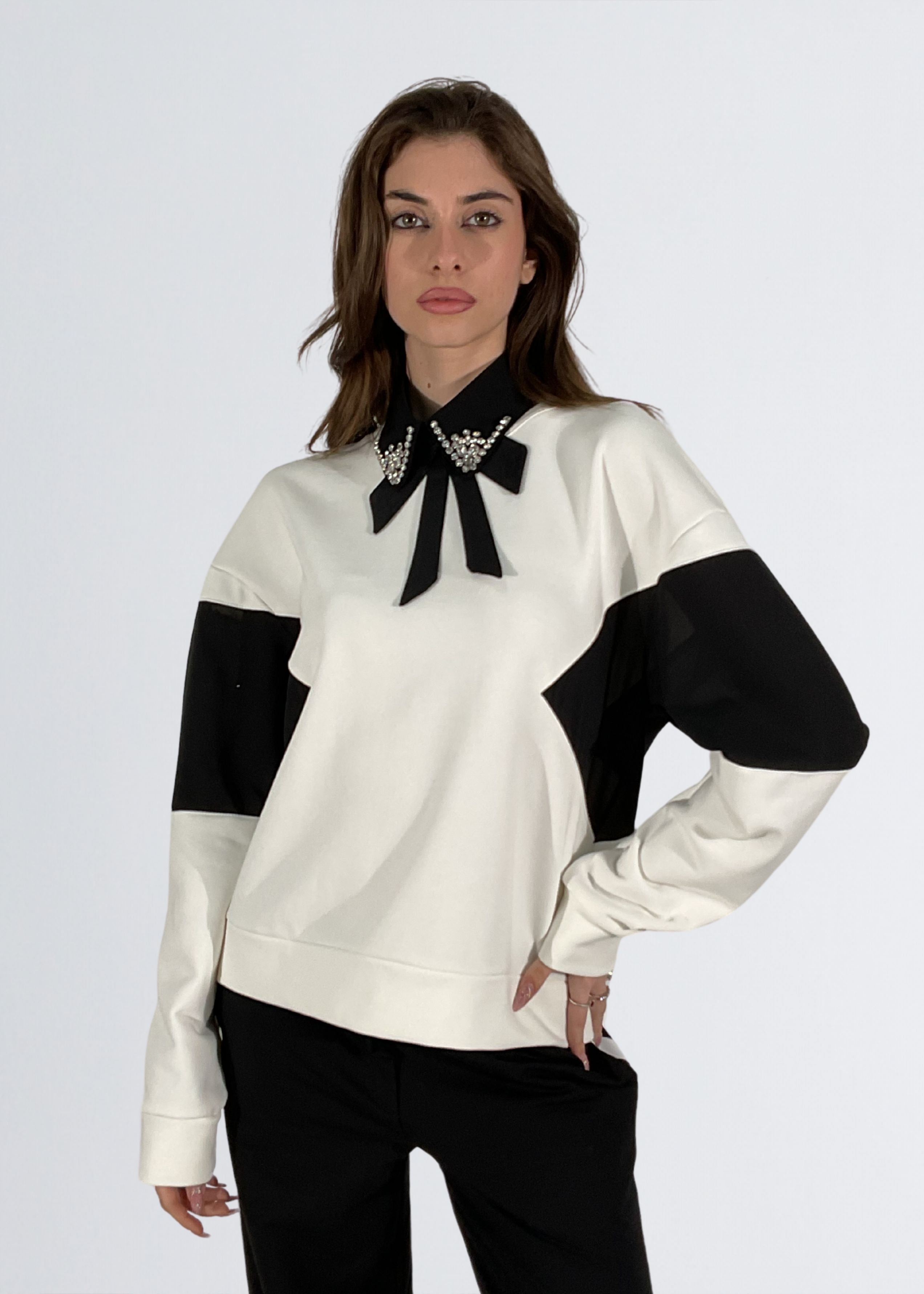 Felpa con collo camicia