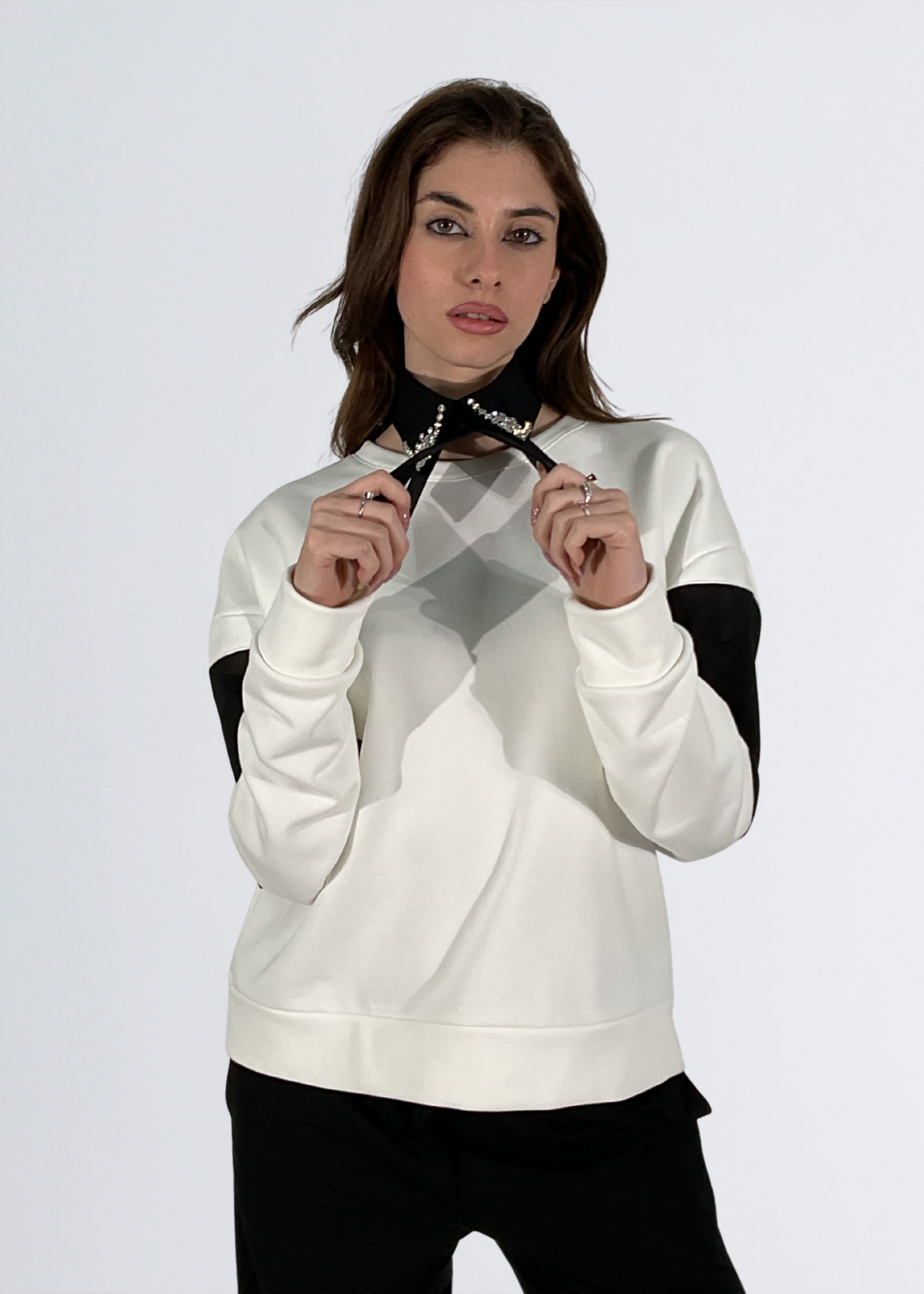 Felpa con collo camicia