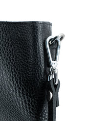 Shopper large in pelle morbida con dettagli oro