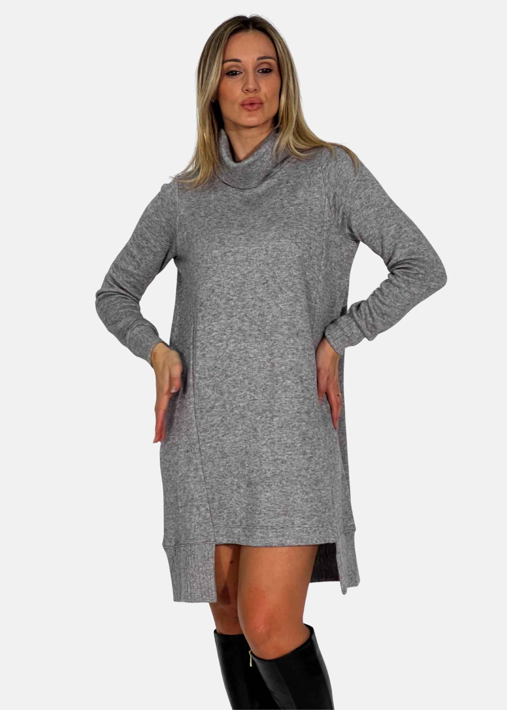 Abito dolcevita in tessuto soft