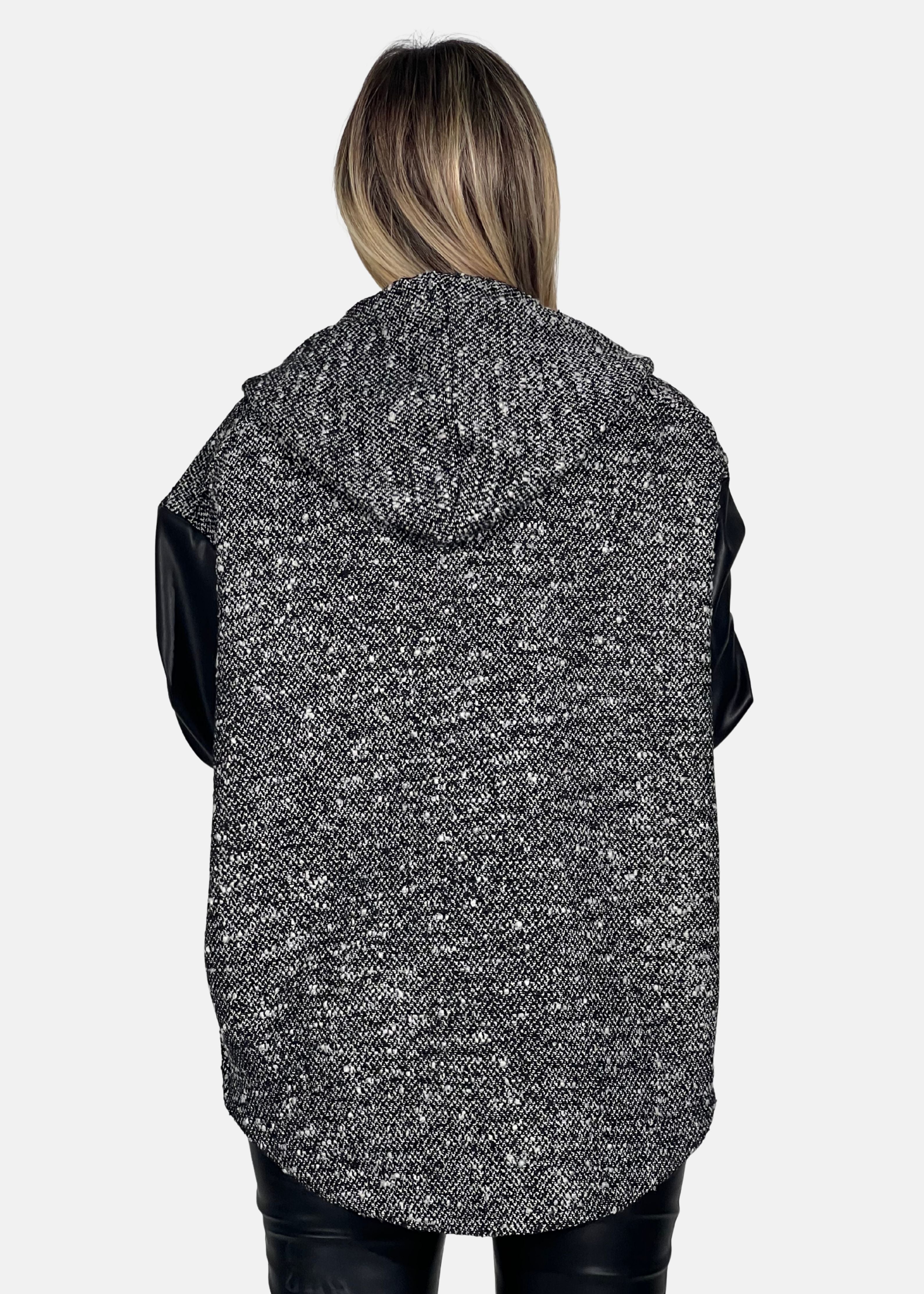 Giacca Over in Tweed con Maniche in Ecopelle - Paola Tienforti - Sito Ufficiale