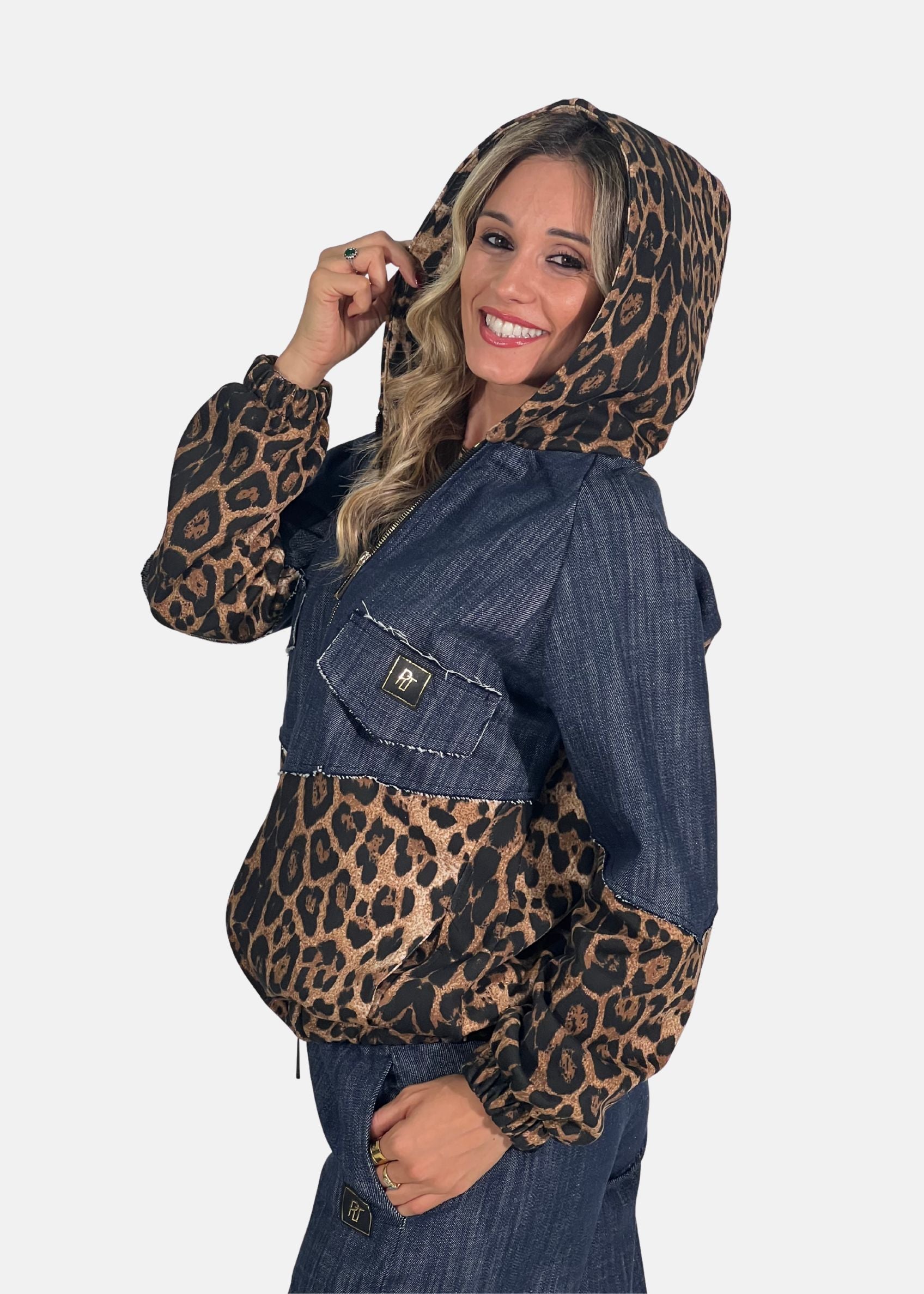 Bomber donna in jeans e felpa maculata