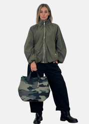 Borsa a mano donna in neoprene con pendente argento
