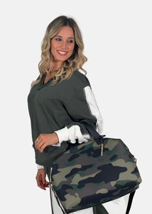 Bauletto large in neoprene camouflage con dettagli oro