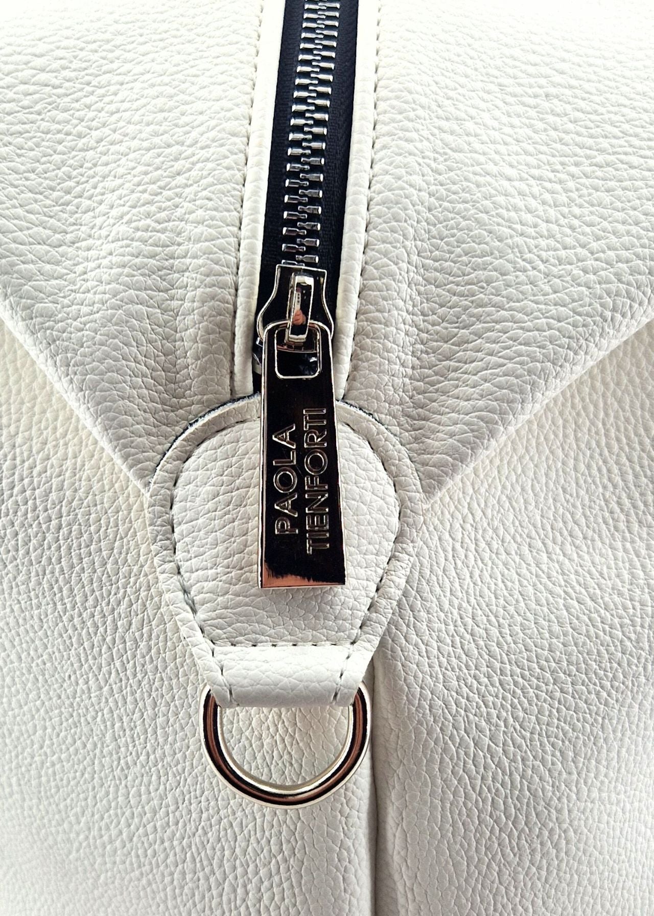 Bauletto large in ecopelle con stella argento
