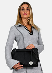 Borsa medium a tracolla  in pelle morbida con dettagli argento