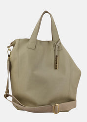 Shopper in pelle morbida con pendente oro