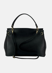 Borsa in pelle nera con catena oro