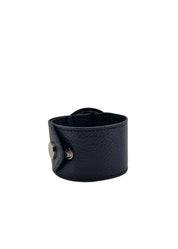 Bracciale in Pelle Nera con Dettagli Oro