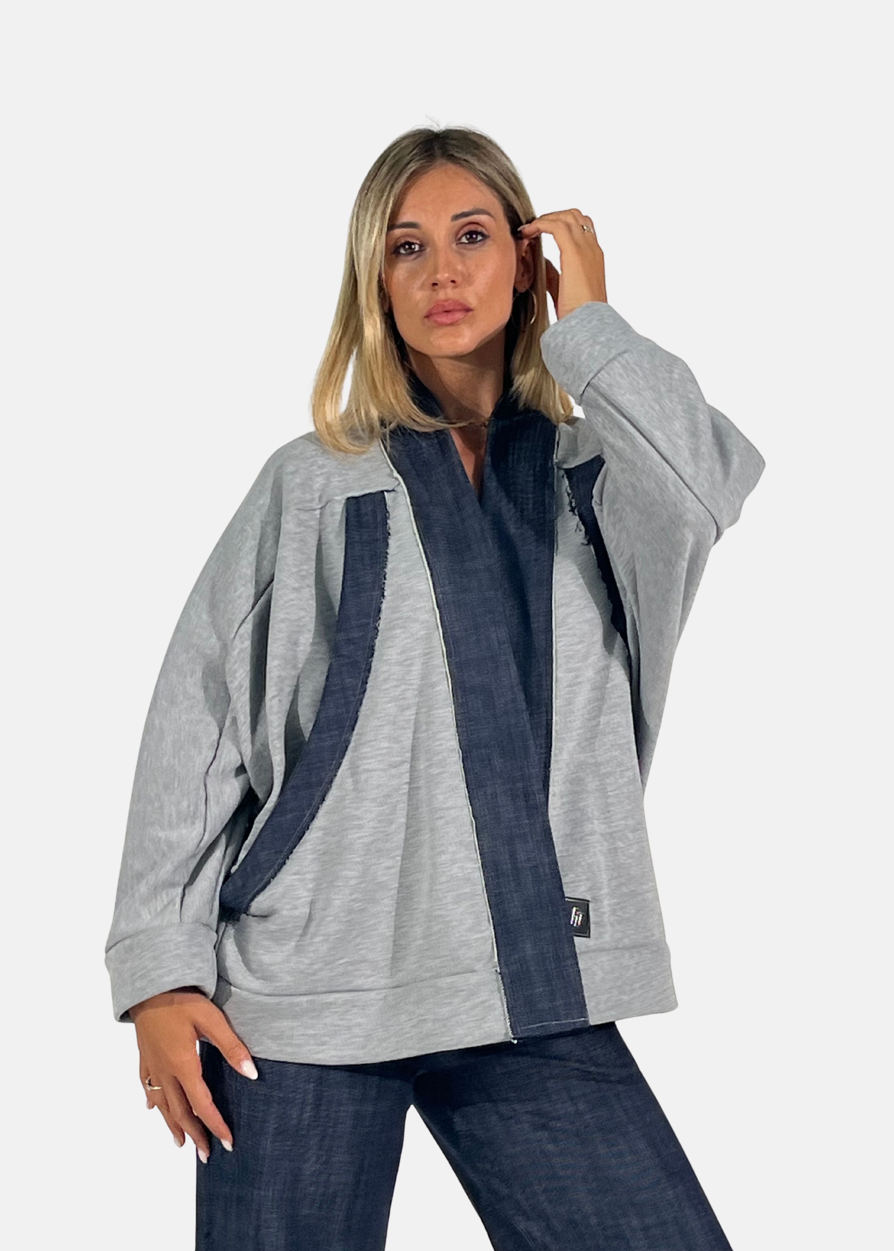Giacca oversize in felpa e jeans