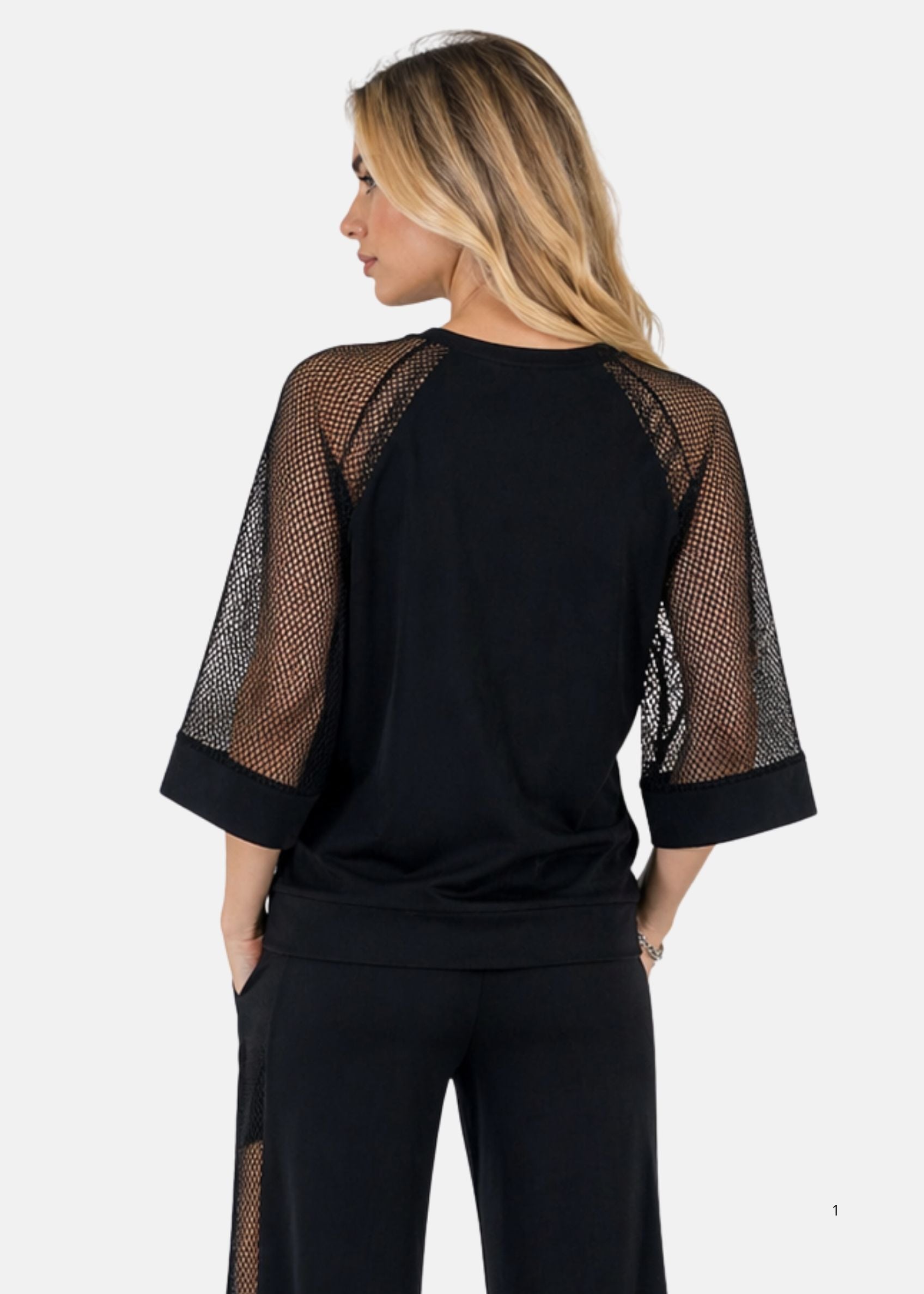Maglia con inserti in rete