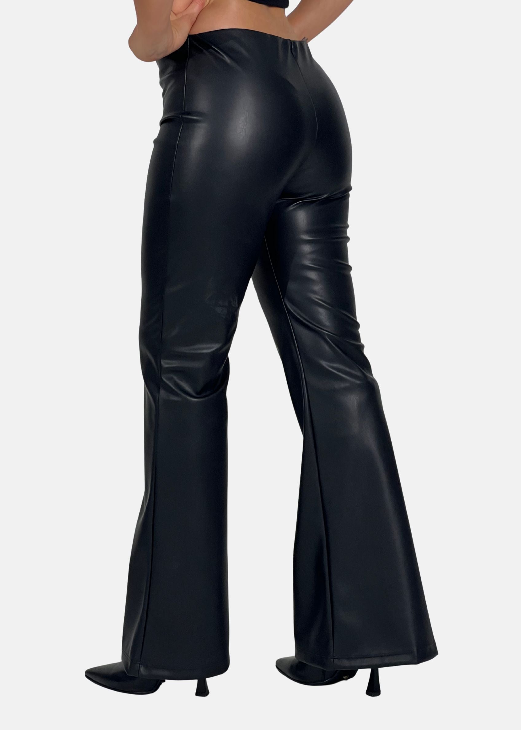 Pantaloni a zampa in ecopelle - Paola Tienforti - Sito Ufficiale