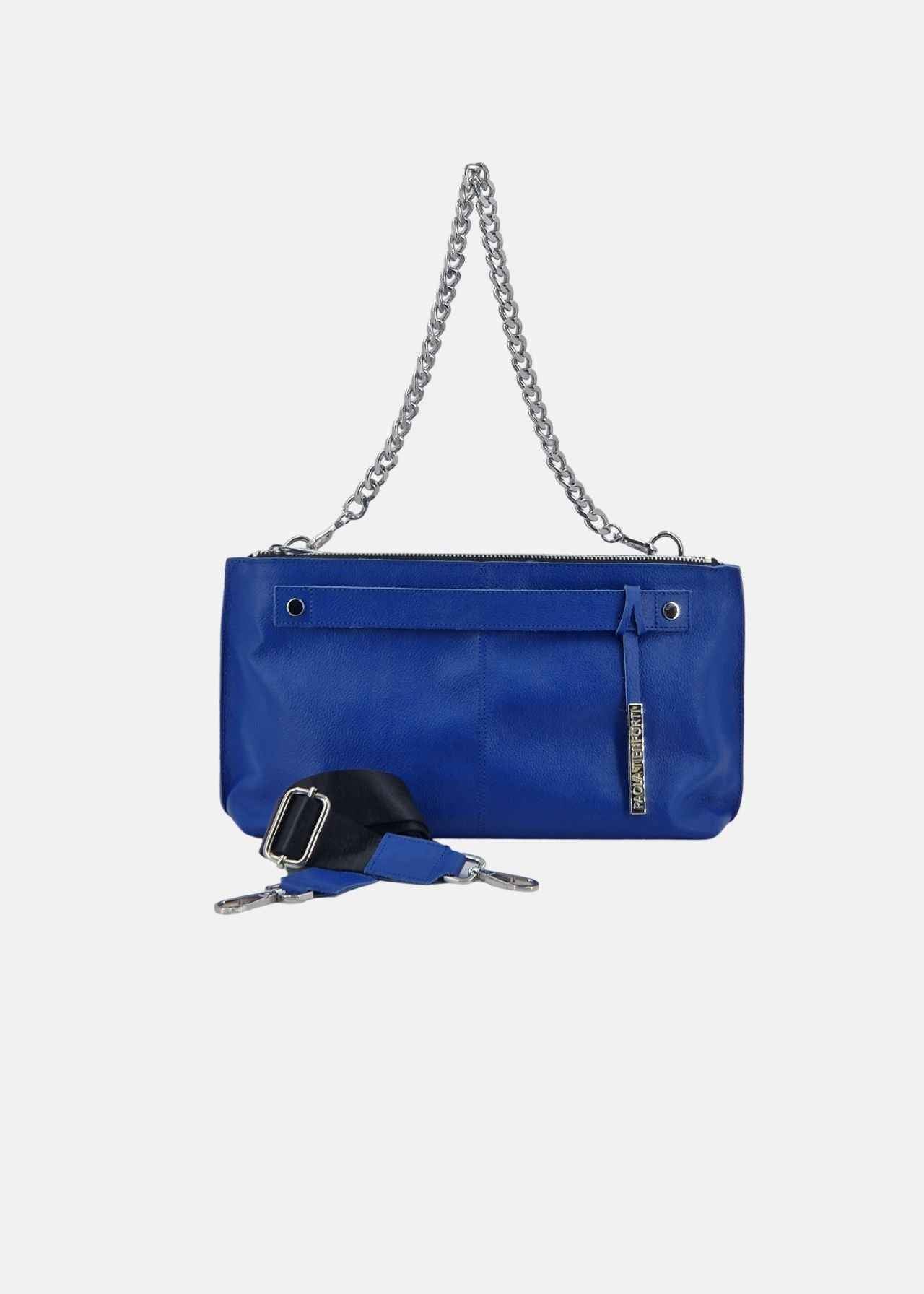 Pochette in pelle morbida con dettagli argento