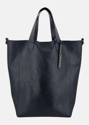 Shopper in pelle morbida con pendente argento