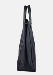 Shopper in pelle morbida con pendente argento