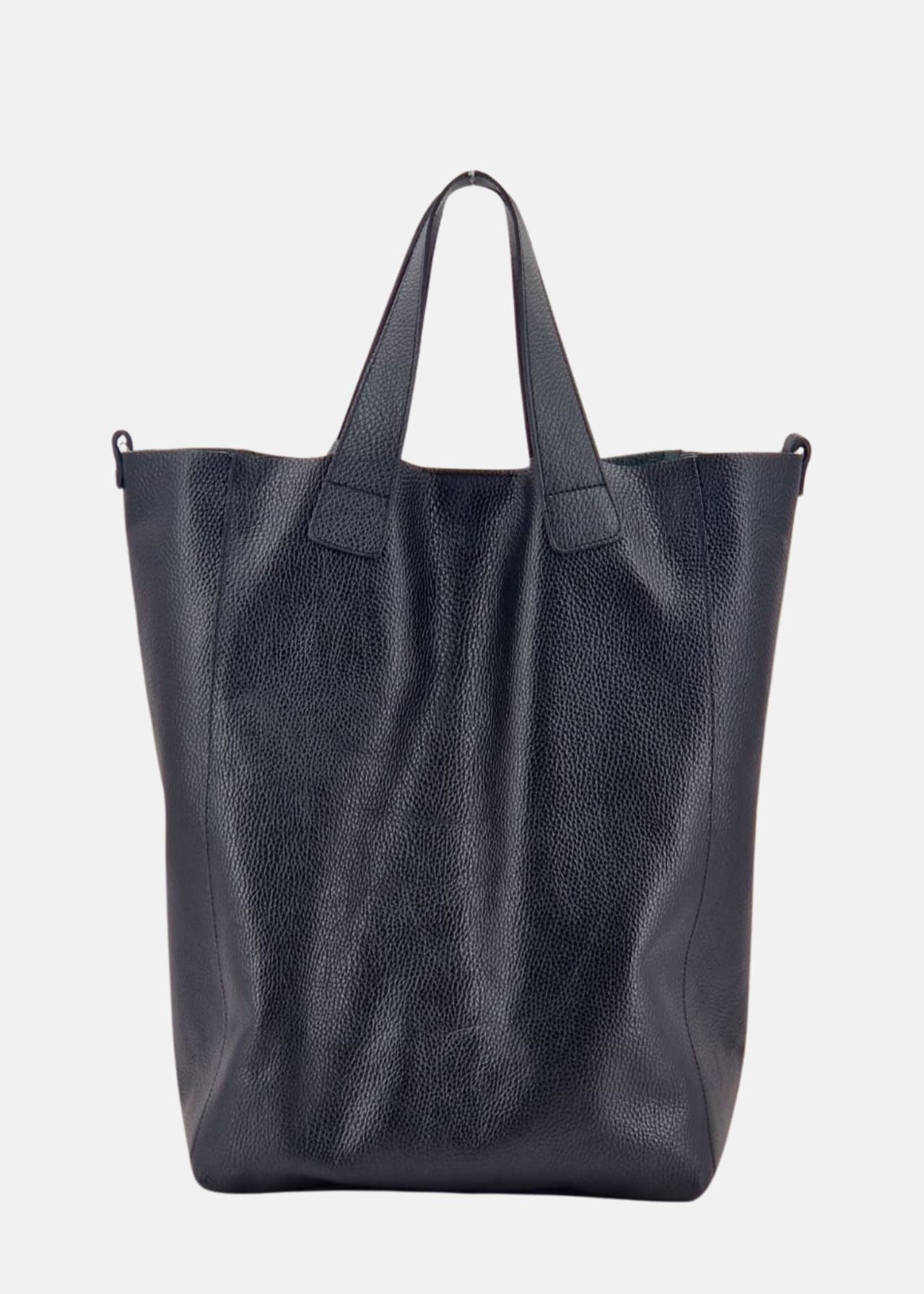 Shopper in pelle morbida con pendente argento